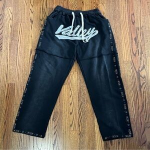 Vale Valley Black Skittle Sweats